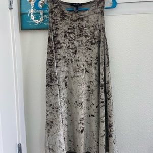 Forever 21 velvet dress. Size M